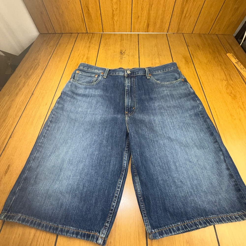 Levis 469 Loose Fit Denim Shorts Mens 38 Blue Medium Wash Jean Shorts